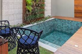 contoh kolam renang mini