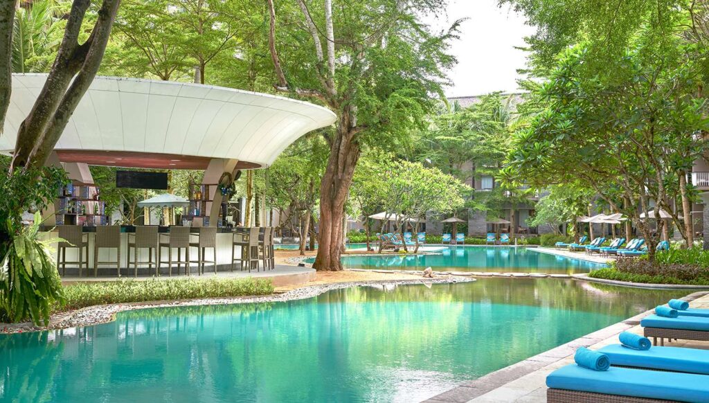 paket pembuatan kolam renang pada hotel